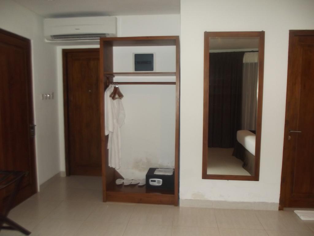 לבואן באג'ו Luwansa Beach Hotel מראה חיצוני תמונה