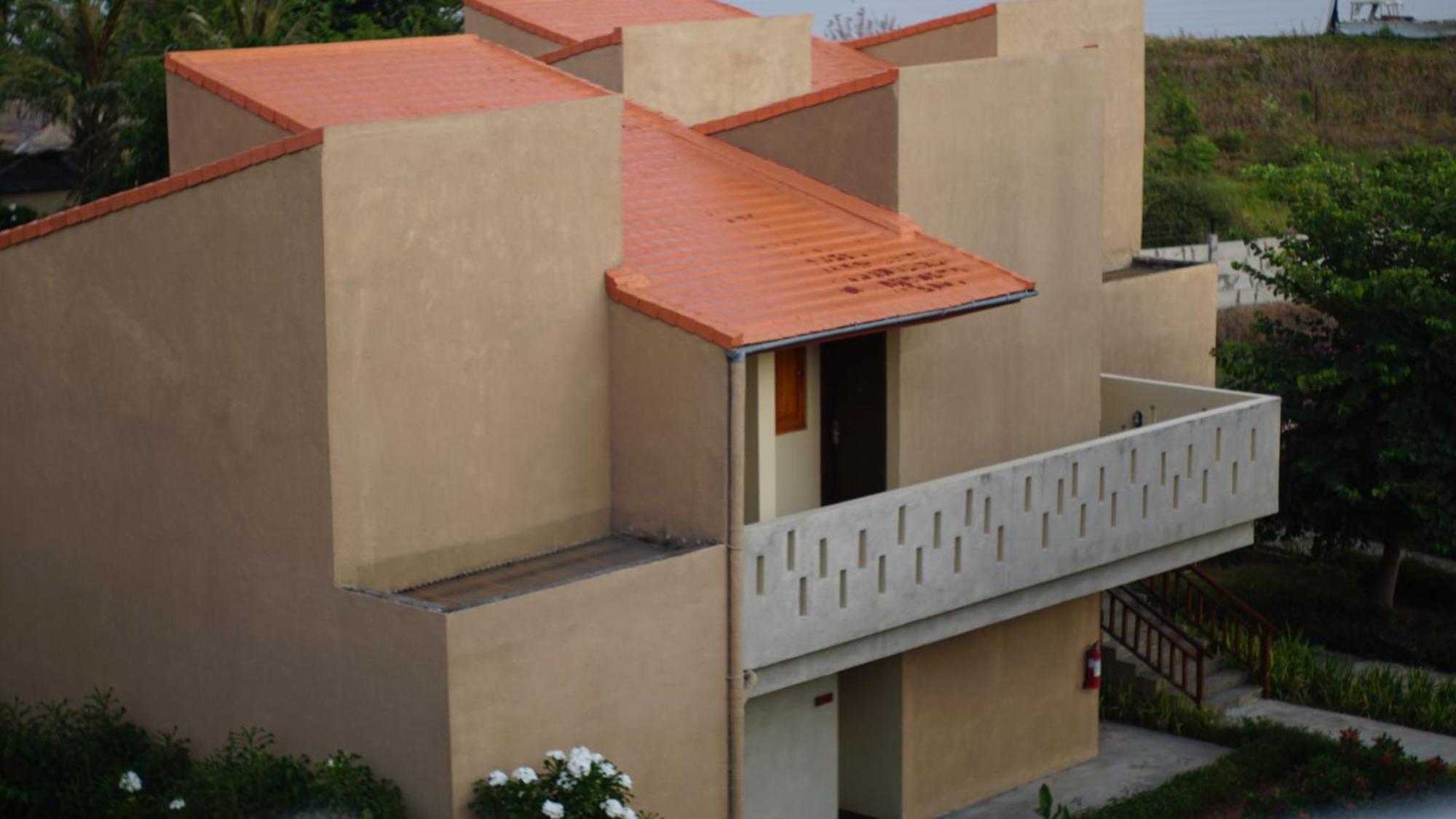 לבואן באג'ו Luwansa Beach Hotel מראה חיצוני תמונה
