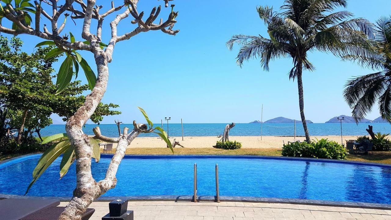 לבואן באג'ו Luwansa Beach Hotel מראה חיצוני תמונה