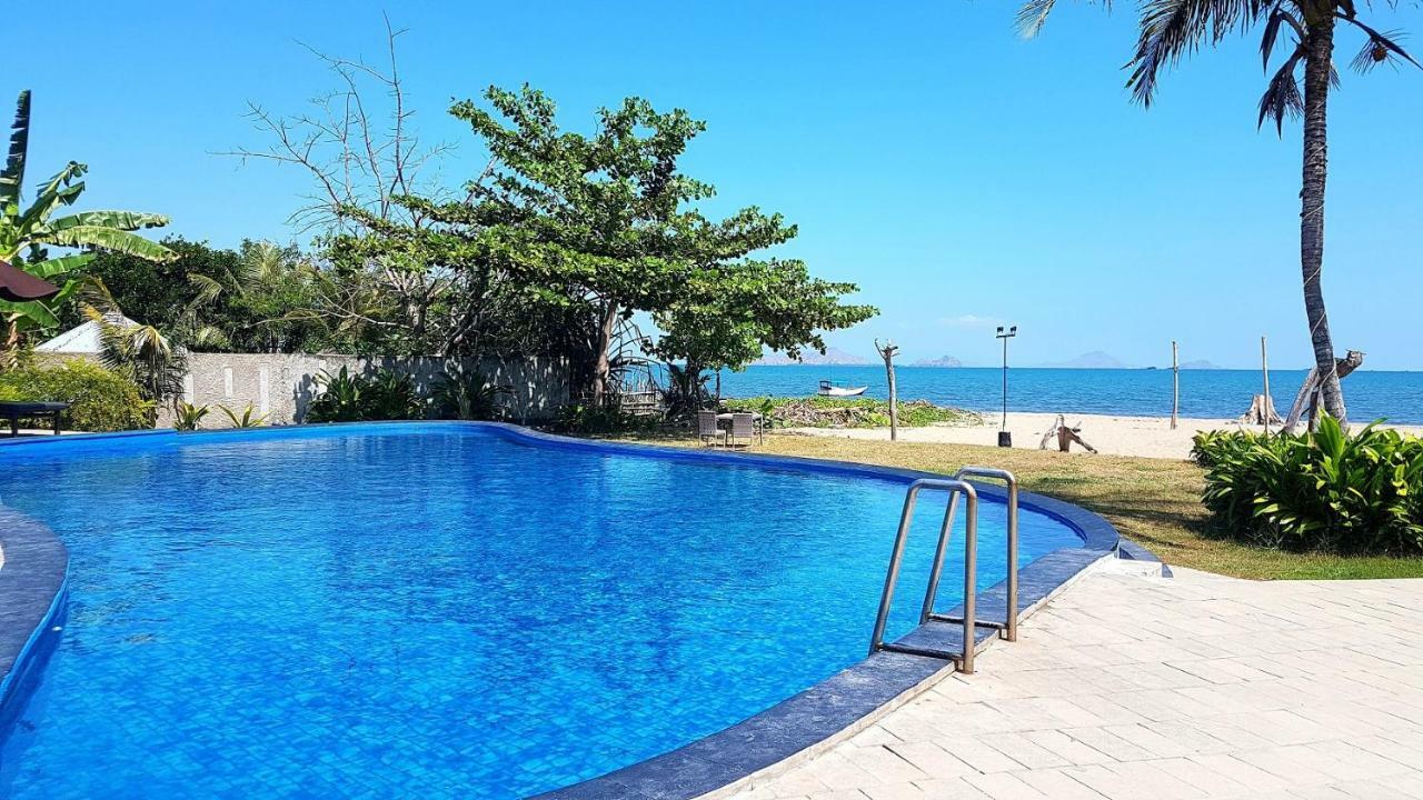 לבואן באג'ו Luwansa Beach Hotel מראה חיצוני תמונה