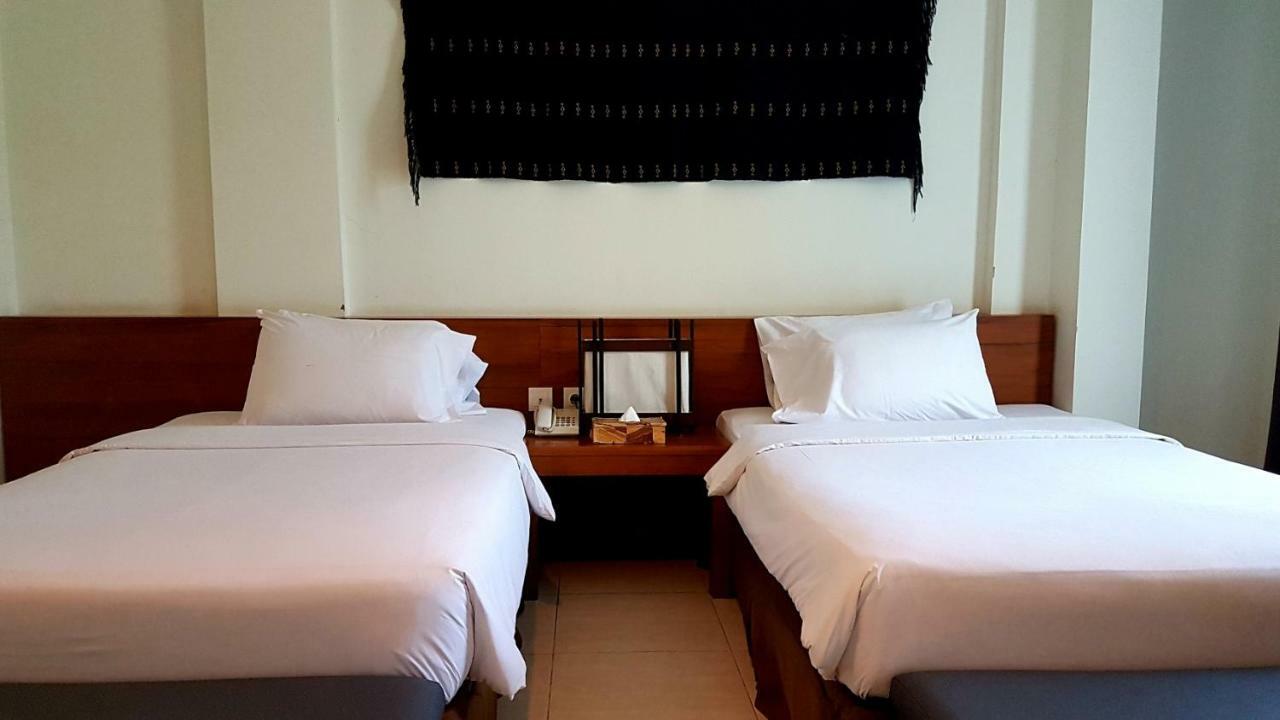 לבואן באג'ו Luwansa Beach Hotel מראה חיצוני תמונה