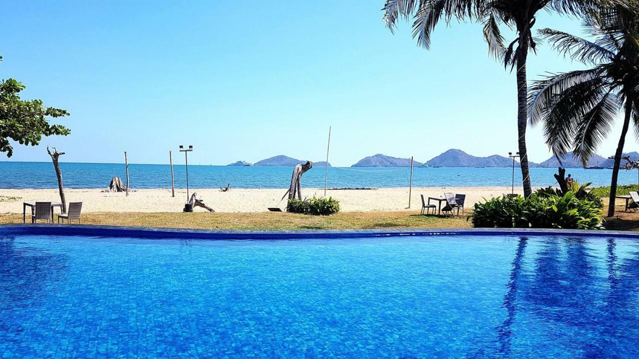 לבואן באג'ו Luwansa Beach Hotel מראה חיצוני תמונה